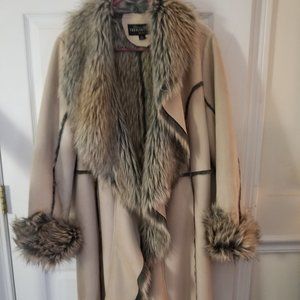 Donna Salyers Fabulous Fur full length cascade faux fur coat size M